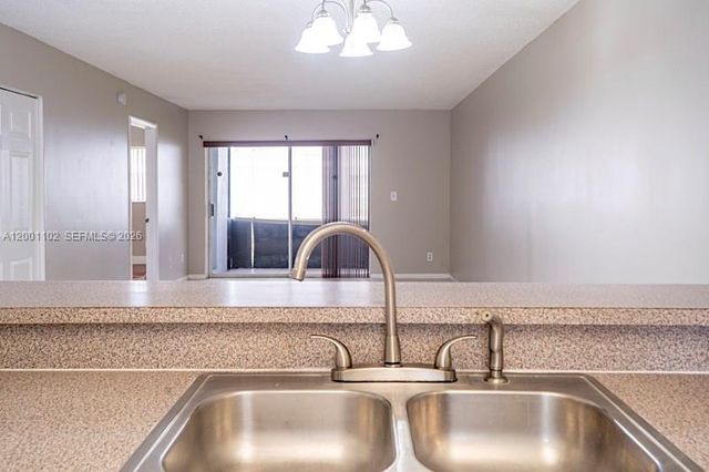 905 Southridge Rd 104C, Delray Beach, FL 33444