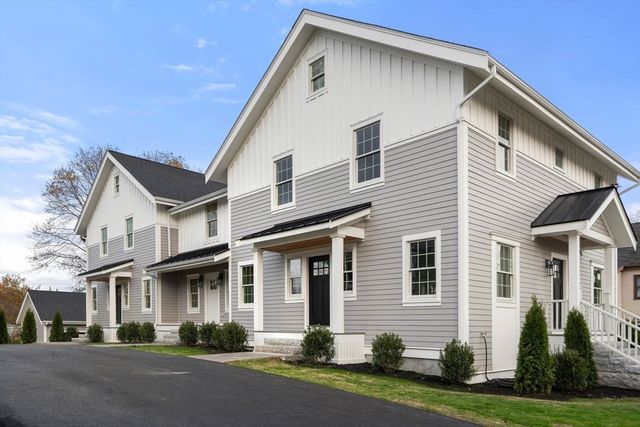 63 Oak Street A, Wellesley, MA 02482