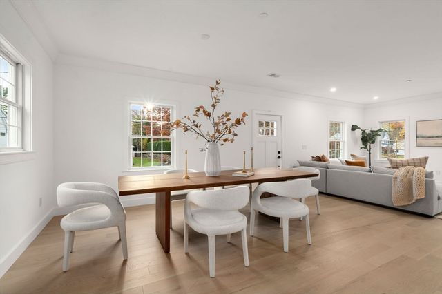 63 Oak Street A, Wellesley, MA 02482