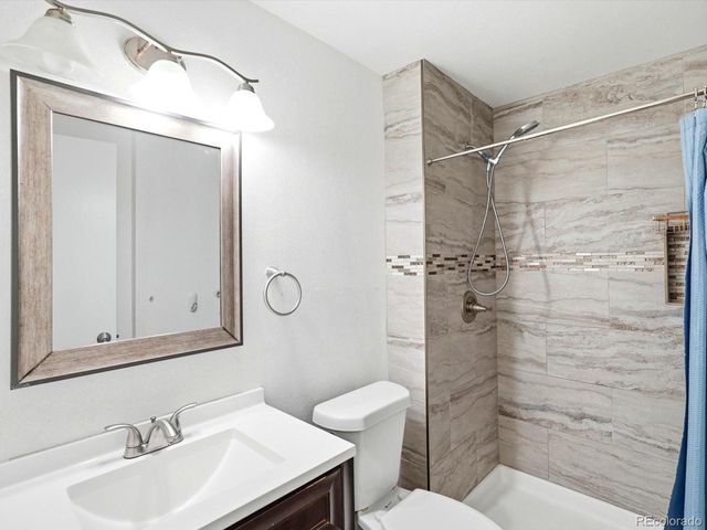 10414 Iris Way, Broomfield, CO 80021