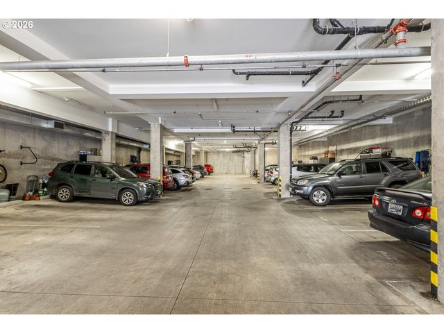 838 Se 38TH Ave 202, Portland, OR 97214