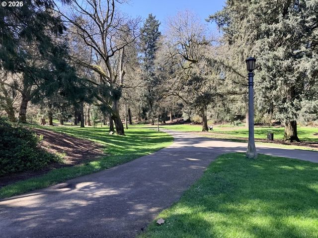 838 Se 38TH Ave 202, Portland, OR 97214