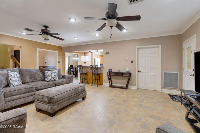 2009 Windmill Circle, New Iberia, LA 70563
