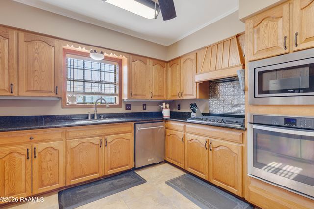 2009 Windmill Circle, New Iberia, LA 70563