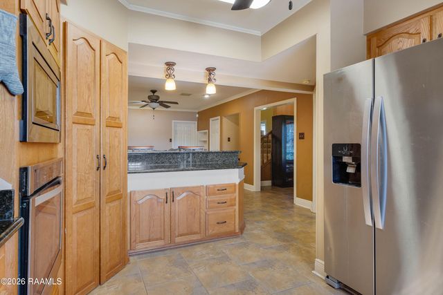 2009 Windmill Circle, New Iberia, LA 70563
