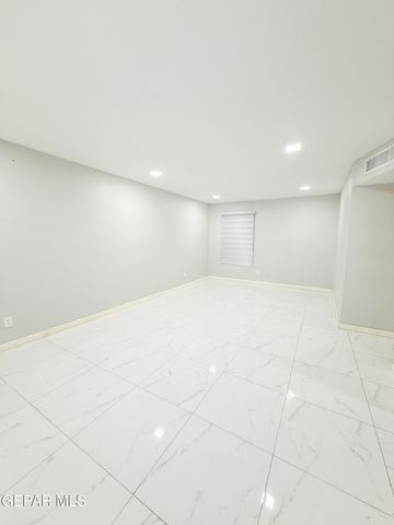 3112 EADS Place, El Paso, TX 79935