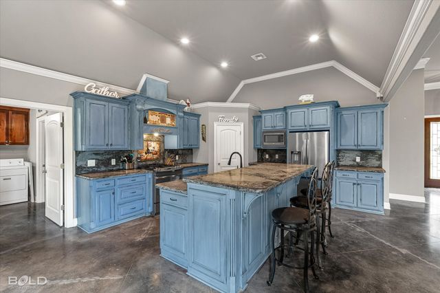 1295 Caplis Sligo Road, Bossier City, LA 71112