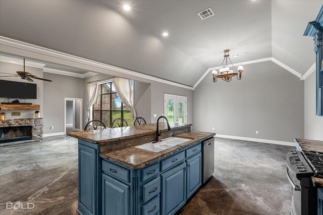 1295 Caplis Sligo Road, Bossier City, LA 71112