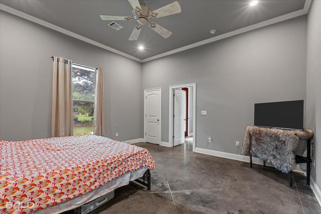 1295 Caplis Sligo Road, Bossier City, LA 71112
