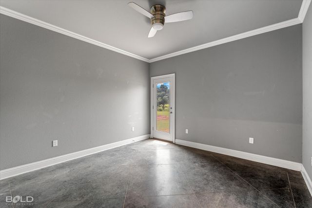1295 Caplis Sligo Road, Bossier City, LA 71112