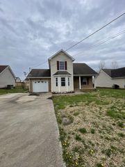 3538 Sandpiper Dr, Clarksville, TN 37042