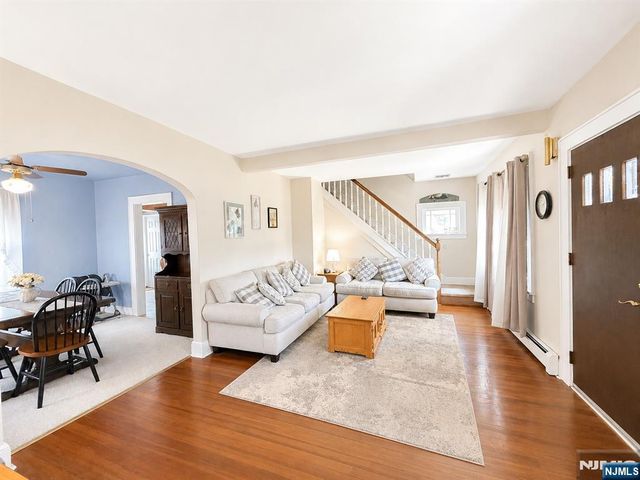 810 Colfax Avenue, Pompton Lakes, NJ 07442