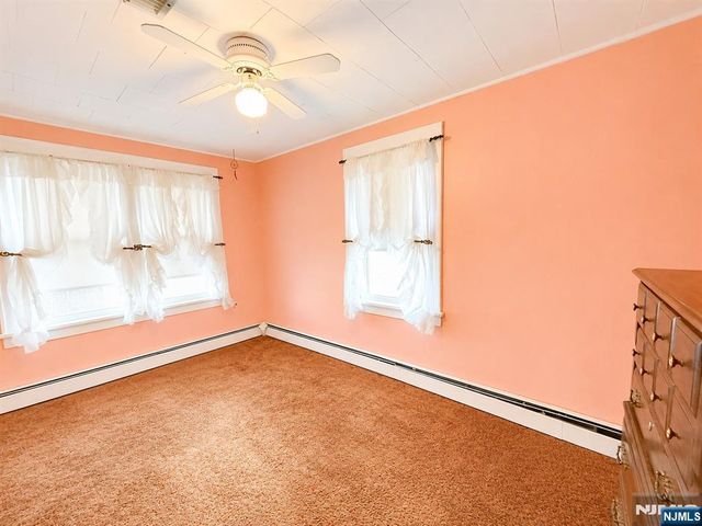 810 Colfax Avenue, Pompton Lakes, NJ 07442