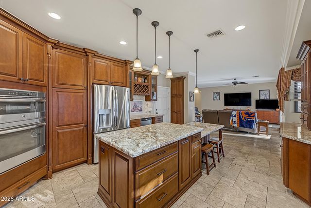 11842 N 82ND Drive, Peoria, AZ 85345