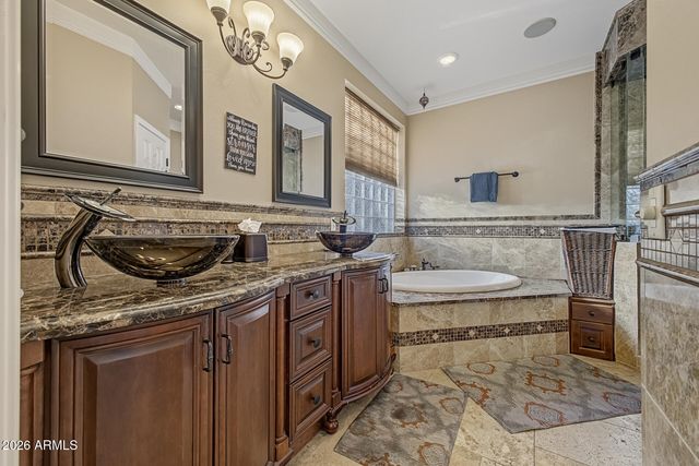 11842 N 82ND Drive, Peoria, AZ 85345
