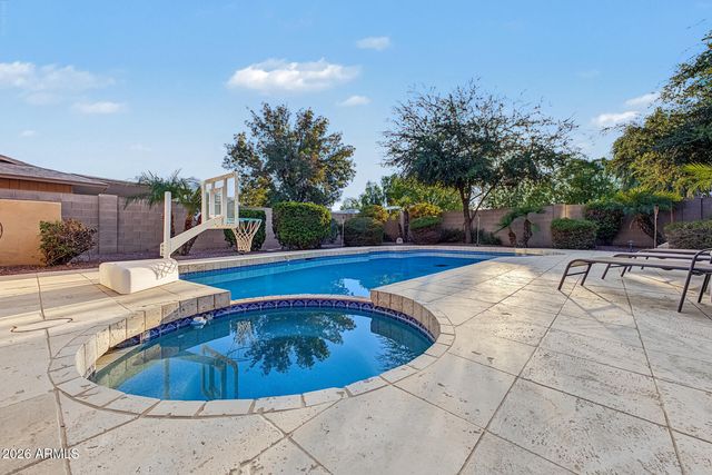 11842 N 82ND Drive, Peoria, AZ 85345