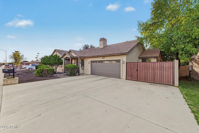11842 N 82ND Drive, Peoria, AZ 85345