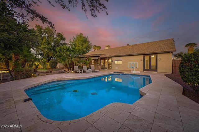 11842 N 82ND Drive, Peoria, AZ 85345