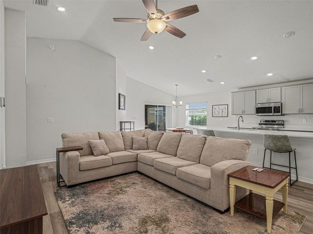 2676 58TH CIRCLE E, Palmetto, FL 34221