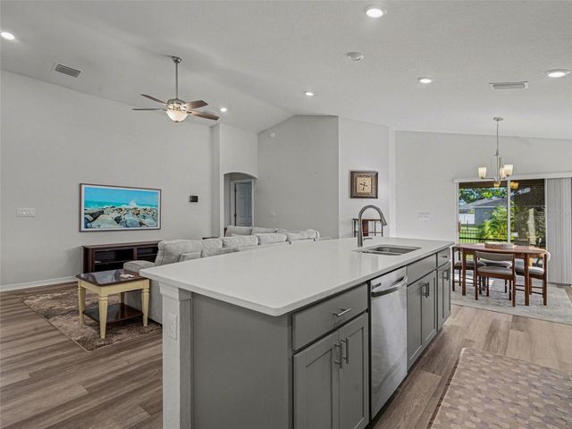 2676 58TH CIRCLE E, Palmetto, FL 34221