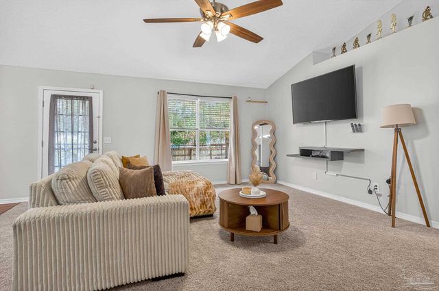 6532 Eagle Crest Dr, Milton, FL 32570