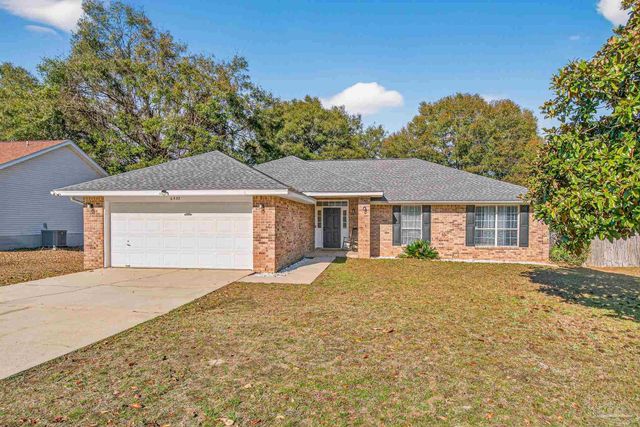 6532 Eagle Crest Dr, Milton, FL 32570