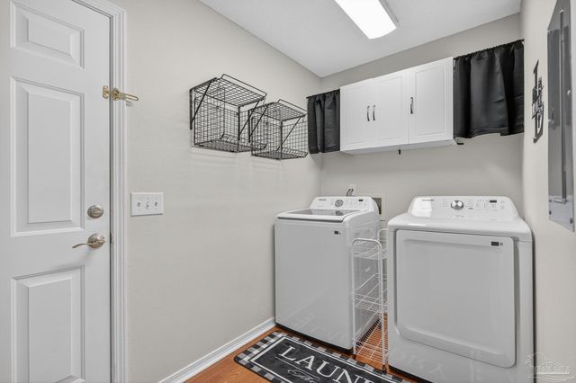 6532 Eagle Crest Dr, Milton, FL 32570