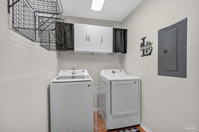 6532 Eagle Crest Dr, Milton, FL 32570