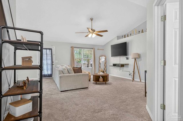 6532 Eagle Crest Dr, Milton, FL 32570