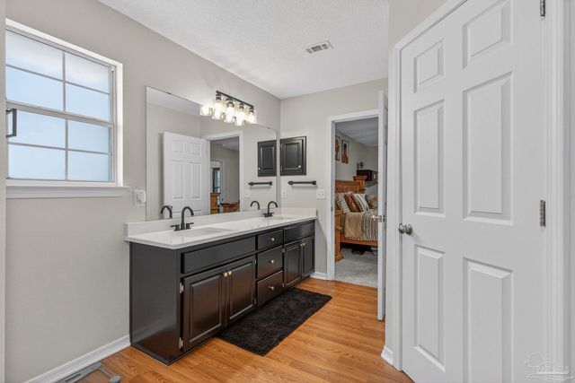 6532 Eagle Crest Dr, Milton, FL 32570