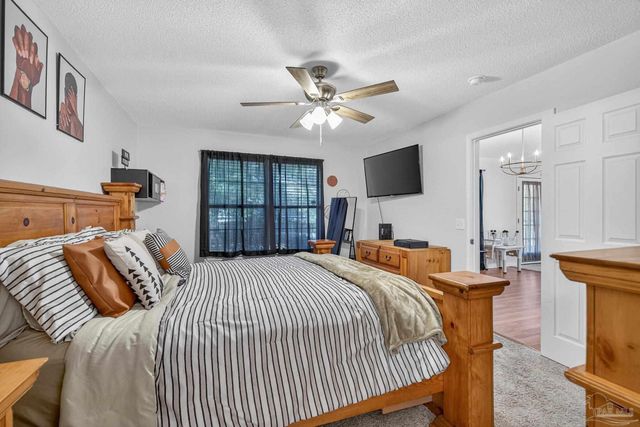 6532 Eagle Crest Dr, Milton, FL 32570