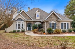 108 Candor Oaks Drive, New London, NC 28127