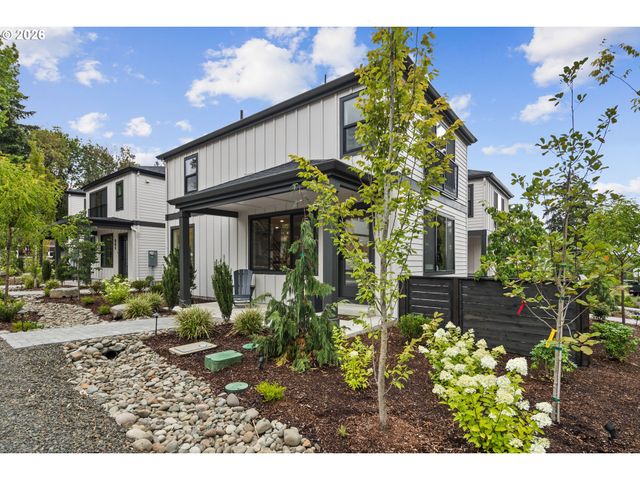 247 E Ave, Lake Oswego, OR 97034