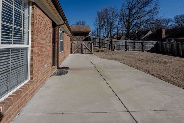 7345 OLD DOMINION CT, Memphis, TN 38125