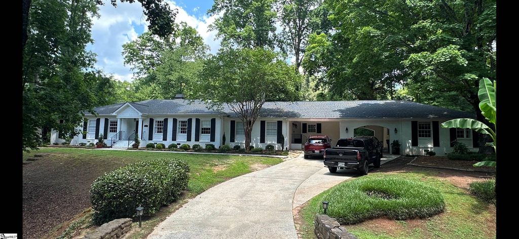 16 Seabrook Court, Greenville, SC 29607