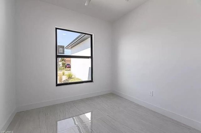 1229 NW 37th Place, Cape Coral, FL 33993