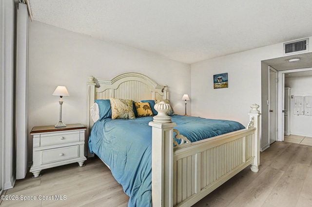 1860 N Atlantic Avenue 204, Cocoa Beach, FL 32931