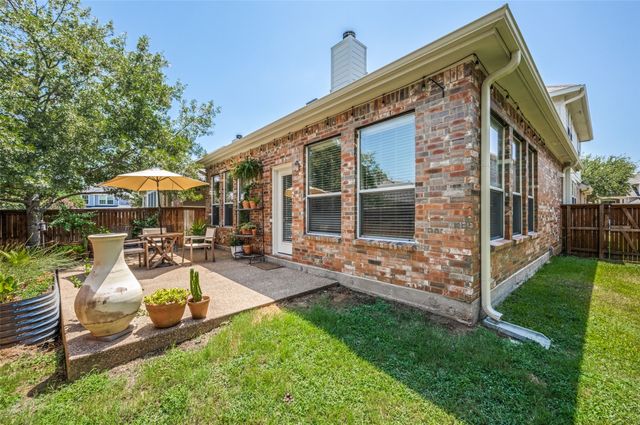 310 Conroe Circle, Argyle, TX 76226