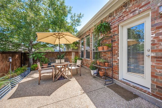 310 Conroe Circle, Argyle, TX 76226