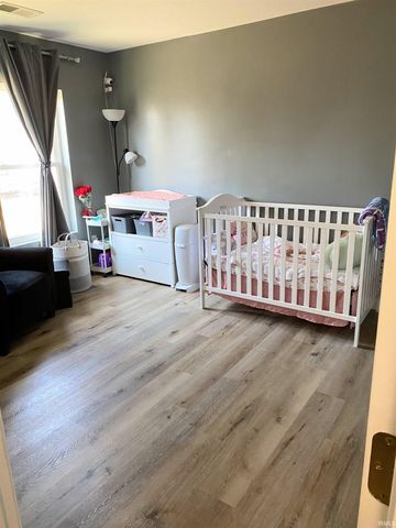 323 W Alton Street, Bicknell, IN 47512