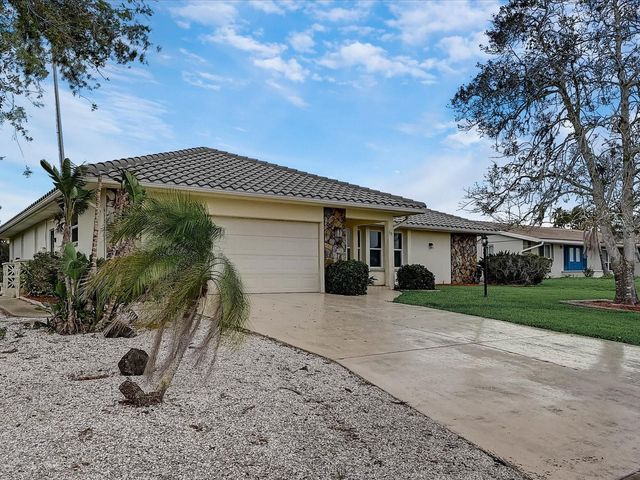 10 STONE MOUNTAIN BOULEVARD, Englewood, FL 34223