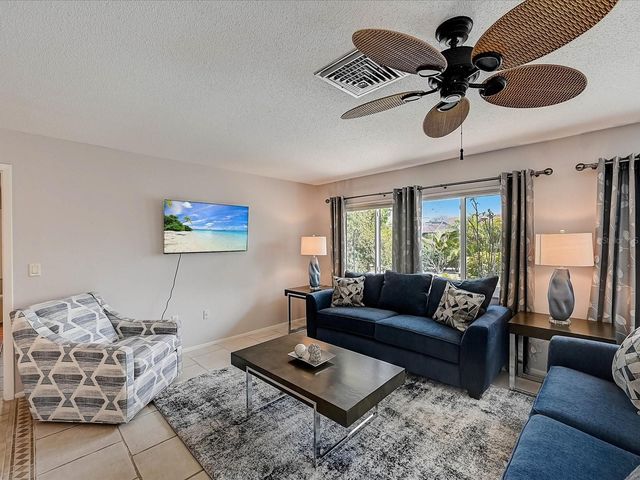 10 STONE MOUNTAIN BOULEVARD, Englewood, FL 34223