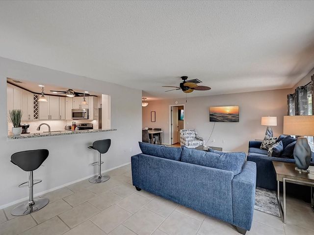 10 STONE MOUNTAIN BOULEVARD, Englewood, FL 34223