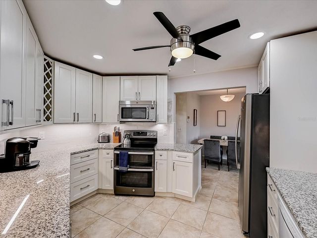 10 STONE MOUNTAIN BOULEVARD, Englewood, FL 34223