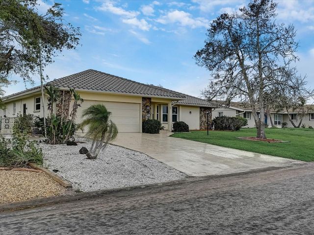 10 STONE MOUNTAIN BOULEVARD, Englewood, FL 34223