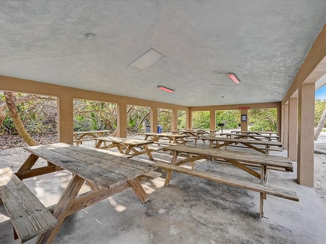 10 STONE MOUNTAIN BOULEVARD, Englewood, FL 34223