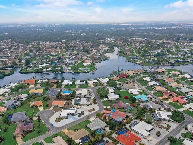 10 STONE MOUNTAIN BOULEVARD, Englewood, FL 34223