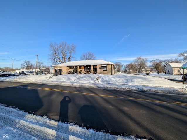 802 W 22nd Street, Anderson, IN 46016