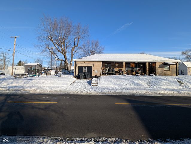 802 W 22nd Street, Anderson, IN 46016
