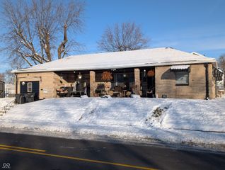 802 W 22nd Street, Anderson, IN 46016